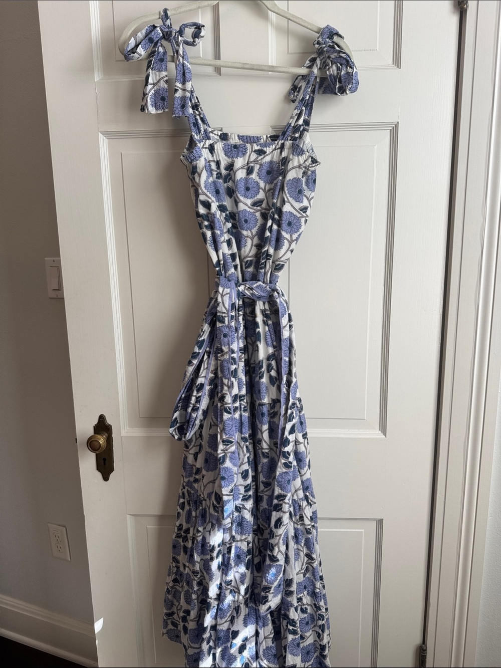 Victoria Dunn Blue & White Floral Tie-Shoulder Maxi Dress